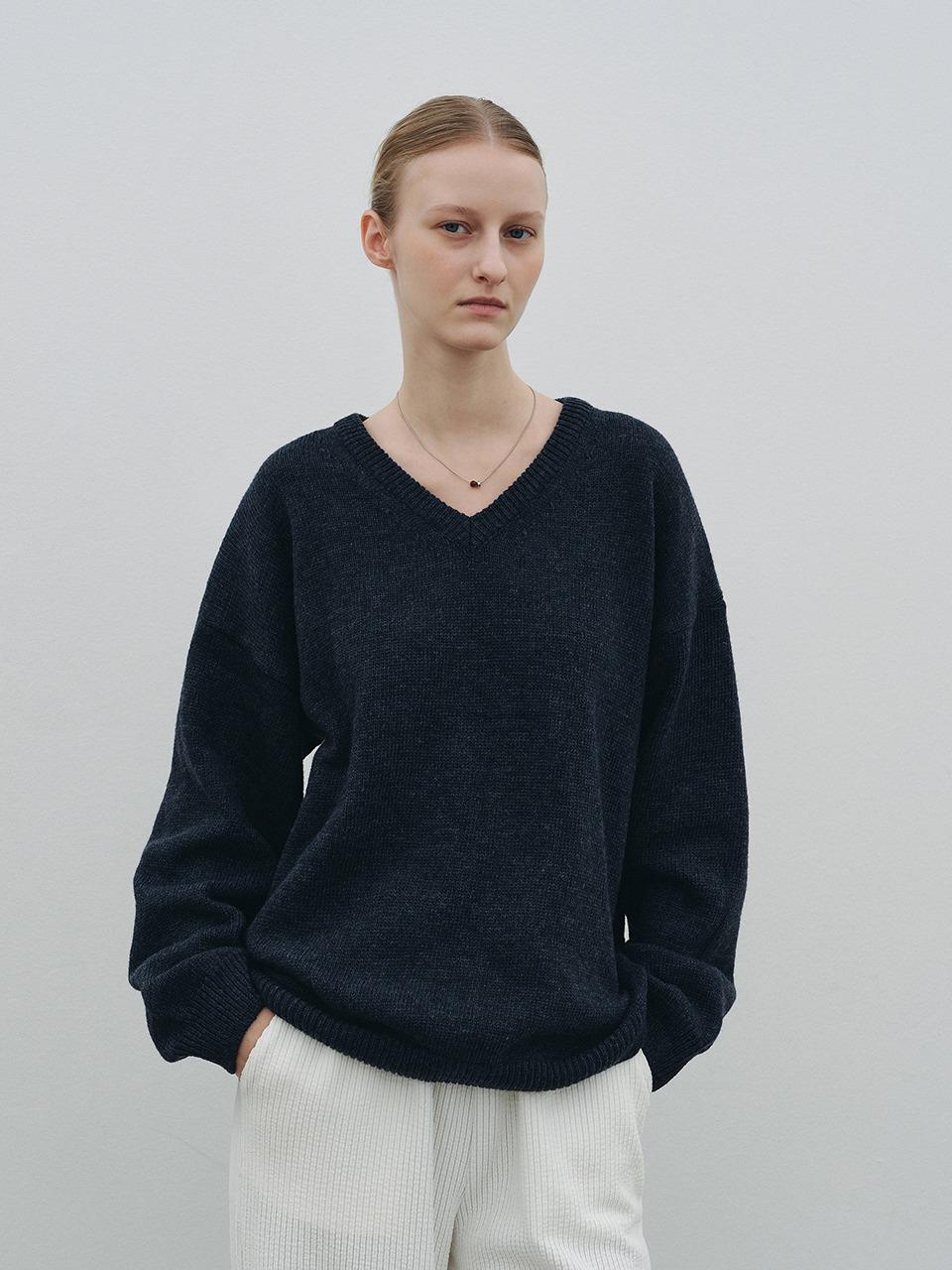 Drop Wool V-neck Pullover (Navy)