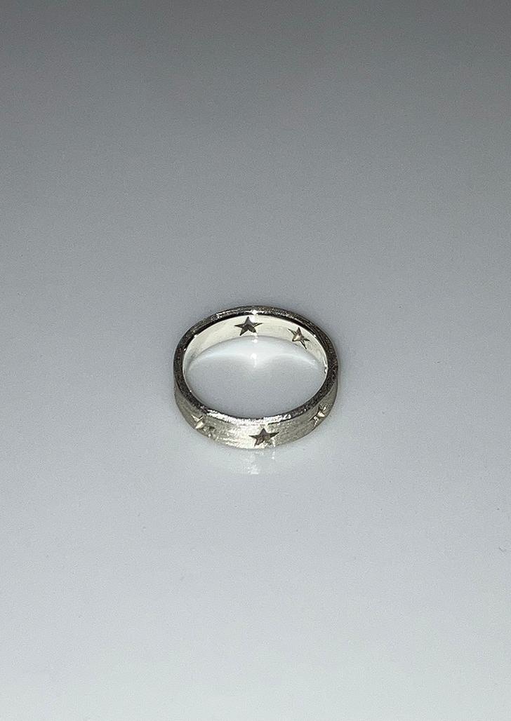 star hole ring