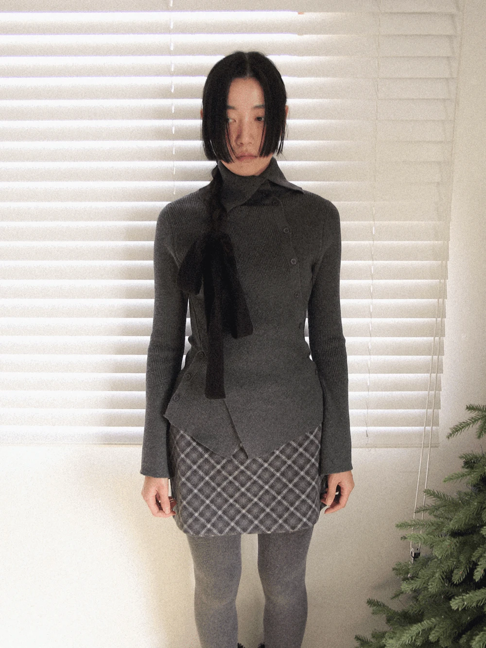 히노 하이넥 버튼 폴라 니트