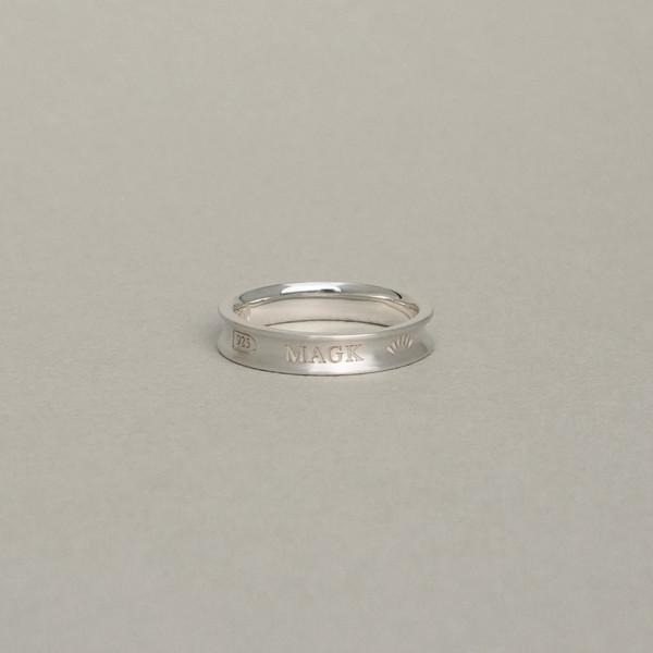 THE MOABI SIGNET RING