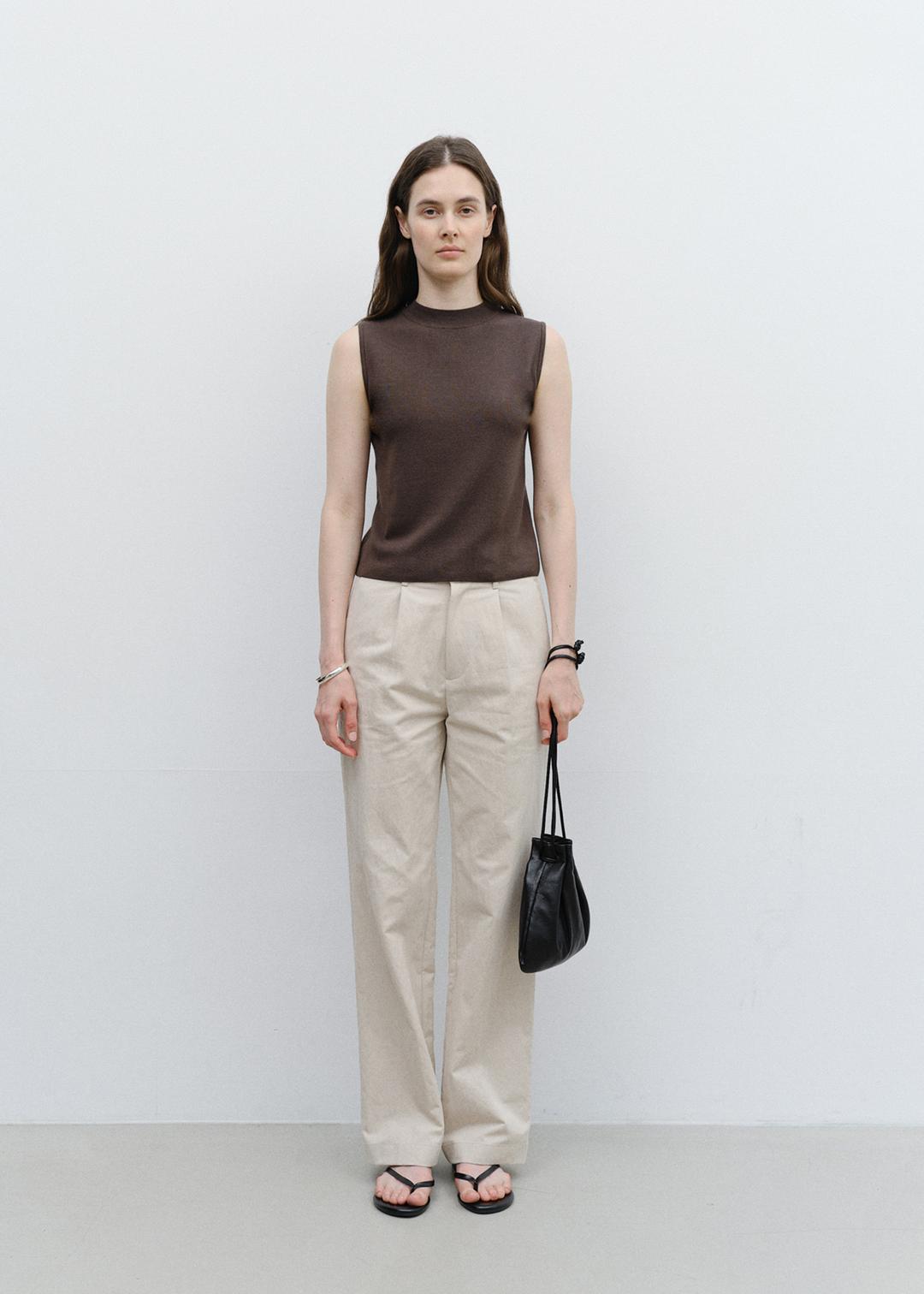 [3rd] Crew Pintuck Pants in Beige