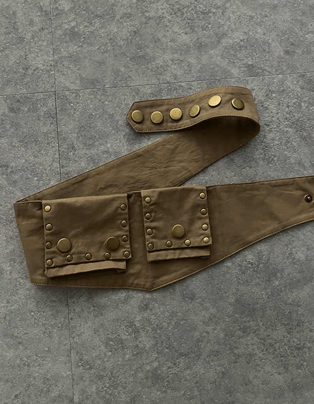 모어체리 스터드 포켓 레이어드 벨트 백