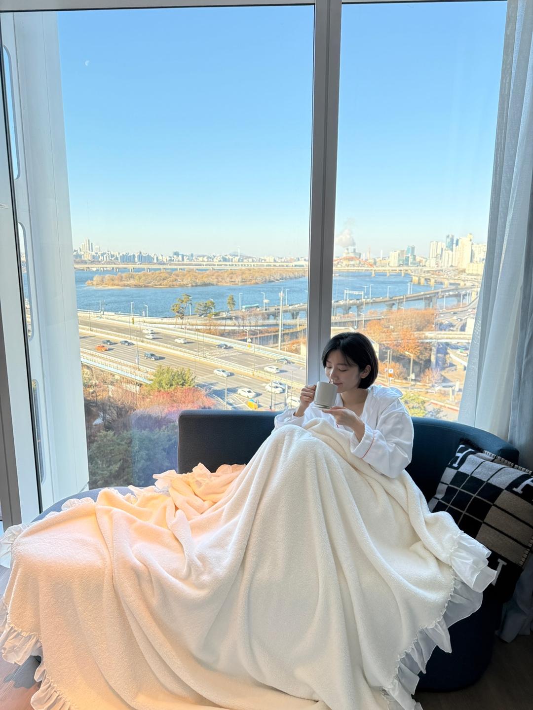 <국산100%> 양면 퍼 프릴 블랭킷