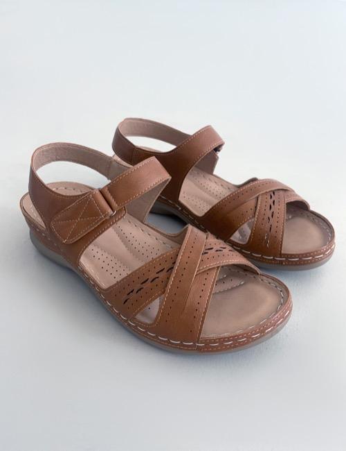 punching strap velcro sandal