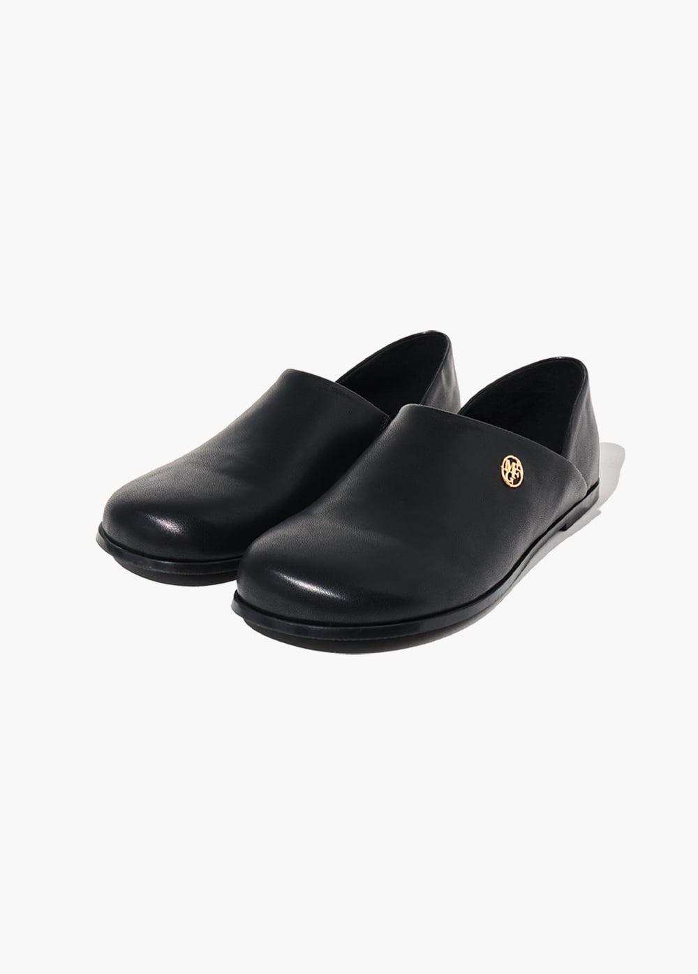 W ROUND SLIP ON black