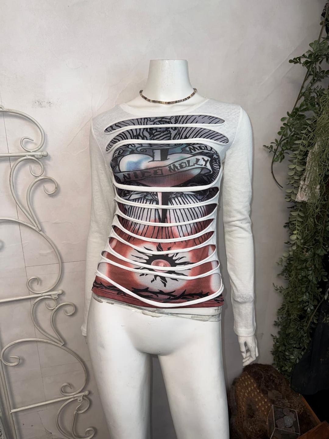 Oldschool printed damage detail sleeve | 후루츠패밀리