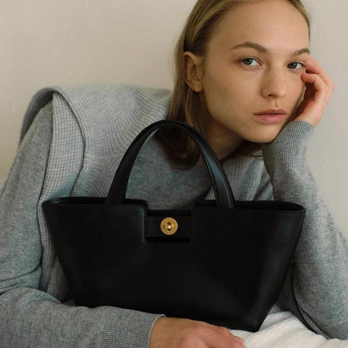 [바로배송] Time tote bag Small (2colors)