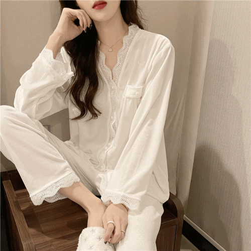 로맨틱 벨벳 극세사 수면 레이스 파자마 세트 (2color)