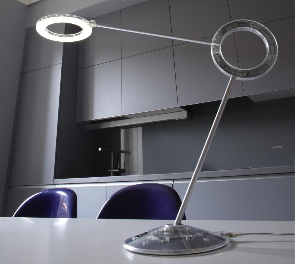 안과테스트 완료 세계적인 눈보호 라문 아물레또 Original [RAMUN amuleto] AMGT 투명 크리스탈 클리어 LED 책상스탠드 GTC