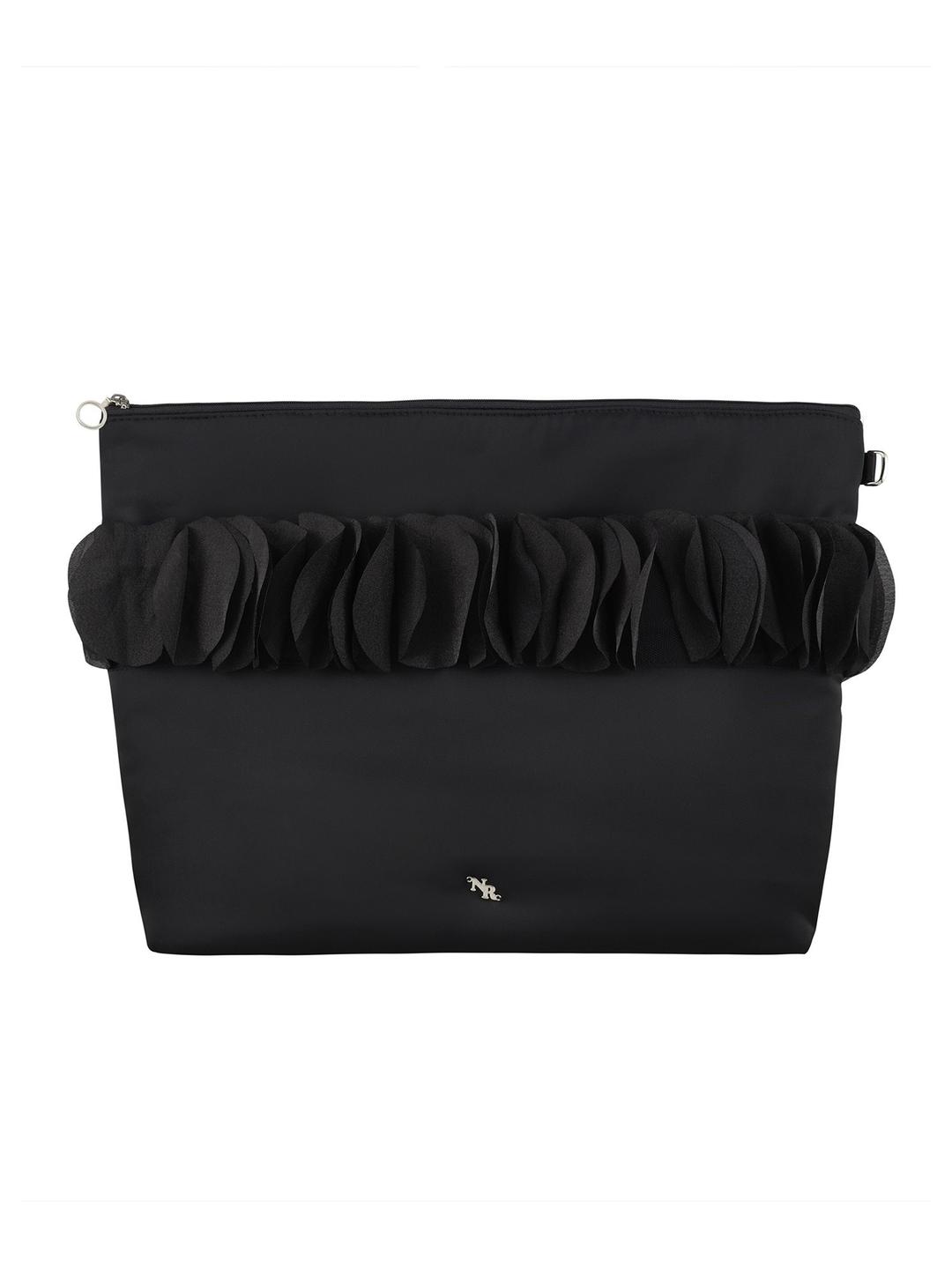 [8/16 발송 예정] Frillish laptop pouch (black)