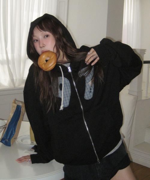 넘버링 체크 패치 후드 집업_블랙