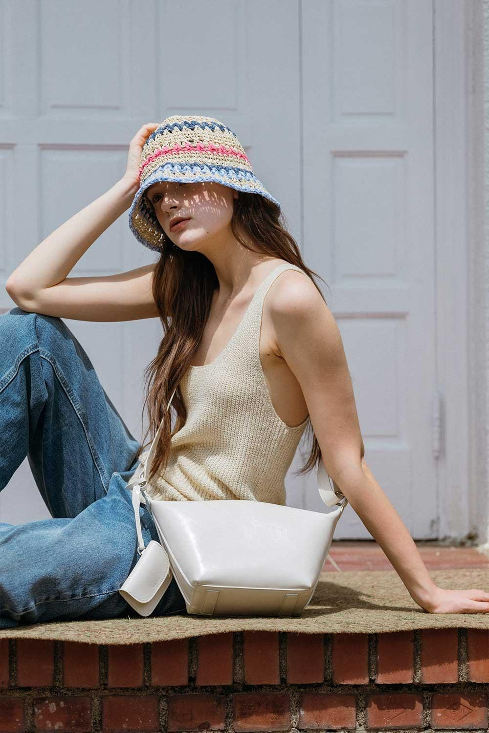 Mare Cross Bag Palestone 마레 크로스 백 페일스톤