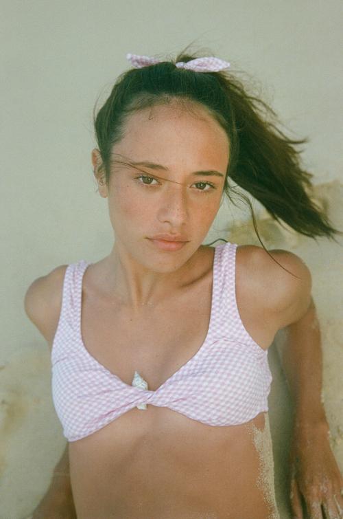 셸컬렉터(SHELL COLLECTOR)  아이비 비키니 탑 핑크 - 사이즈 & 후기 | 무신사