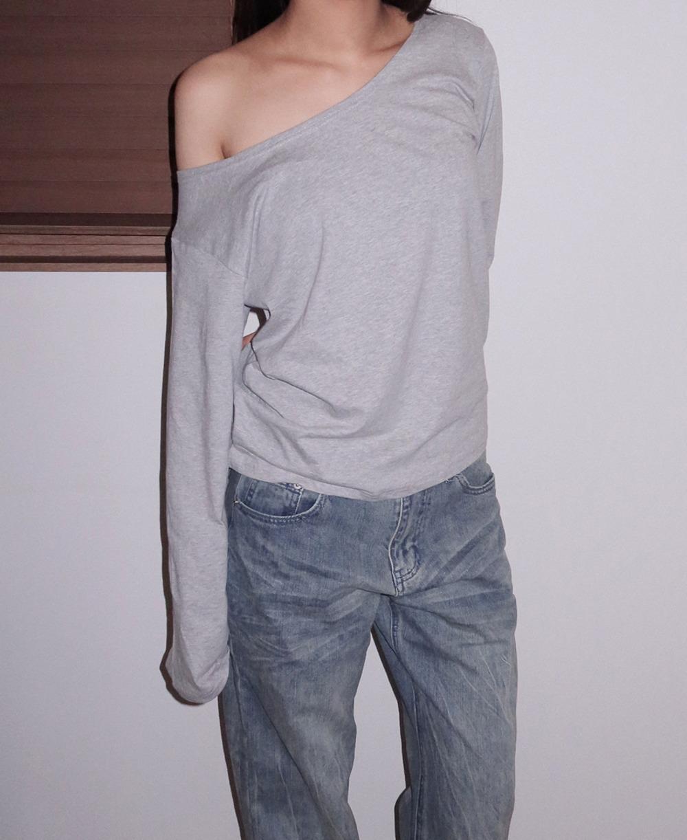 낫띵인커먼 에이미 반오프숄더 긴팔 티셔츠