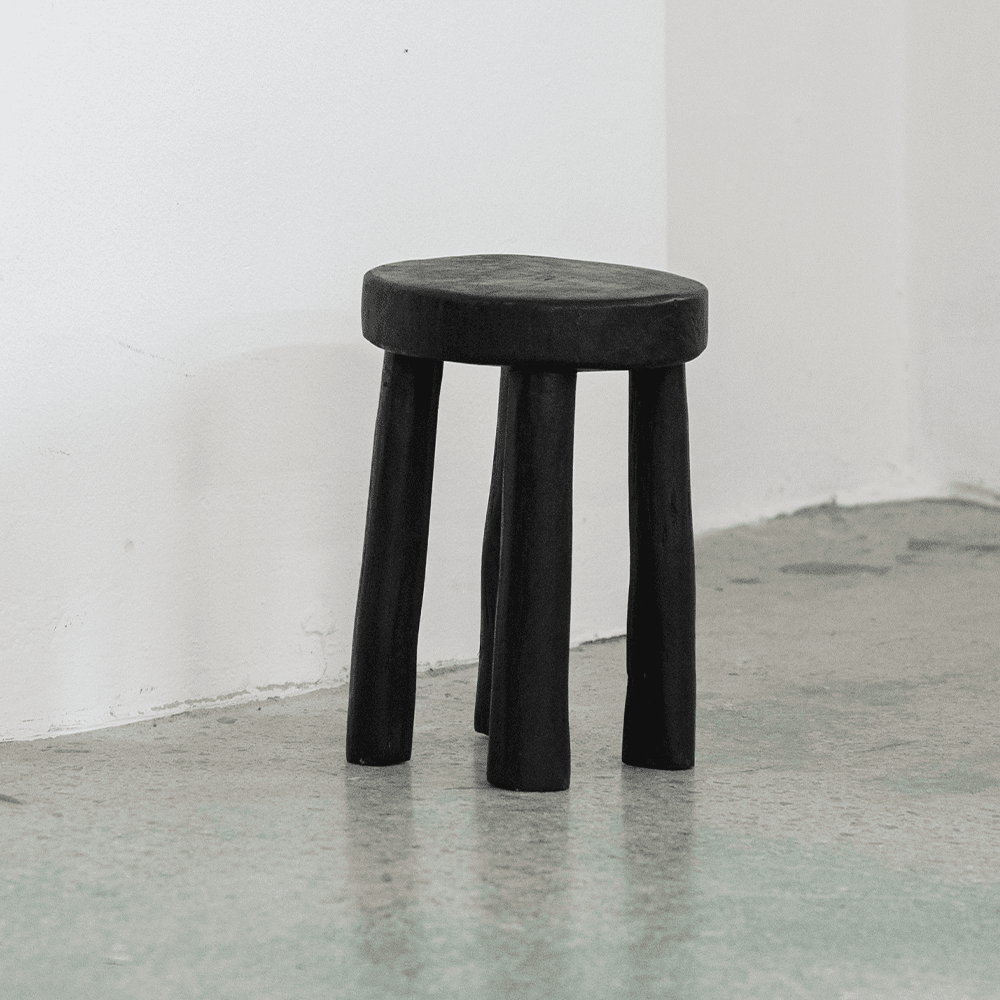 Senufo Milk Stool (20 x 19.5 x 29) - M28