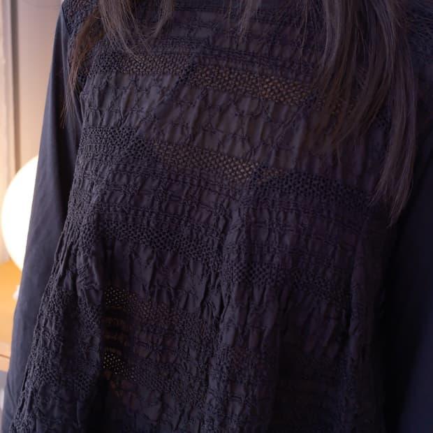 Lace back button top | 후루츠패밀리