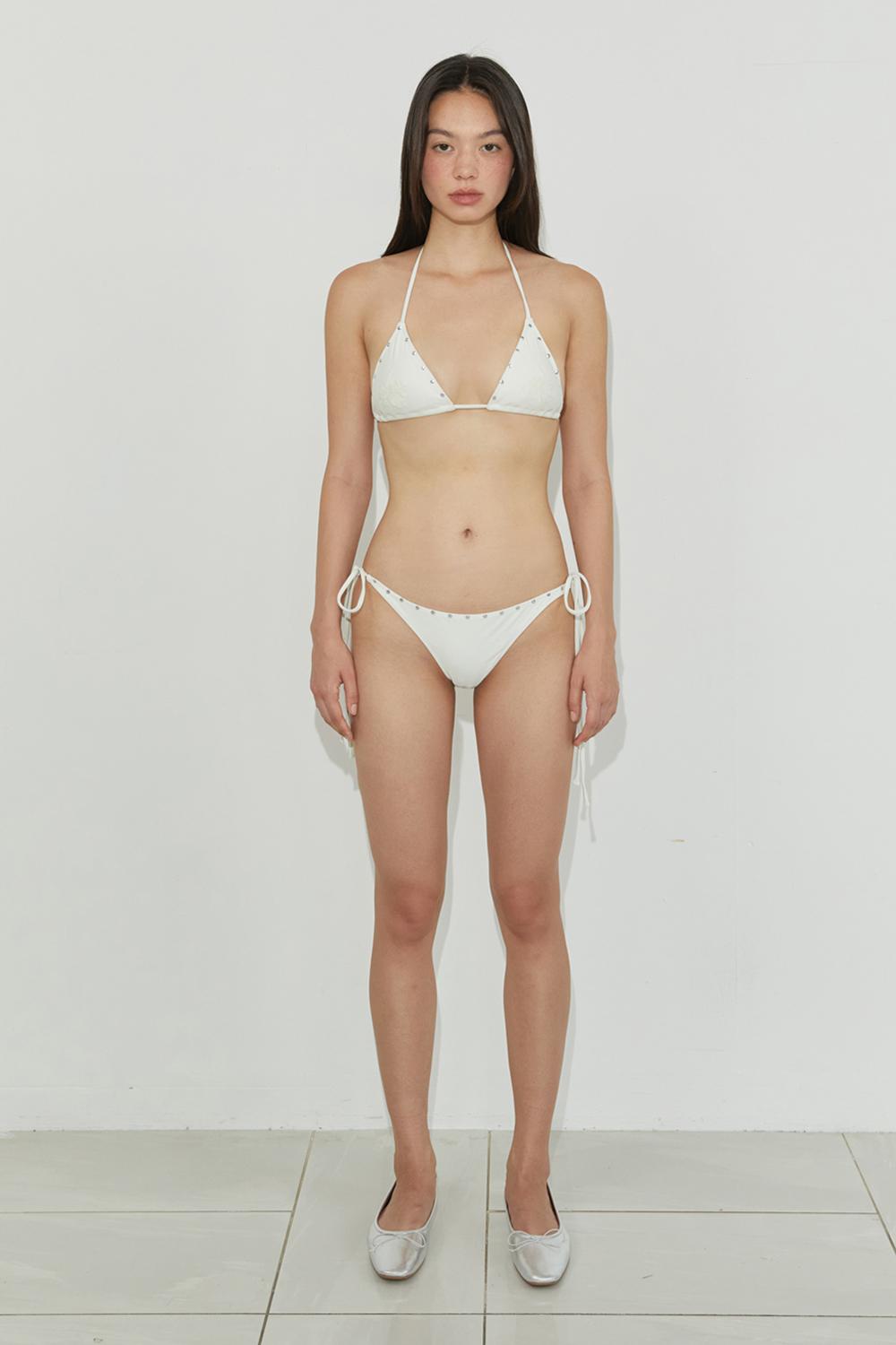 STUD EMBROIDERED BIKINI / IOVRY