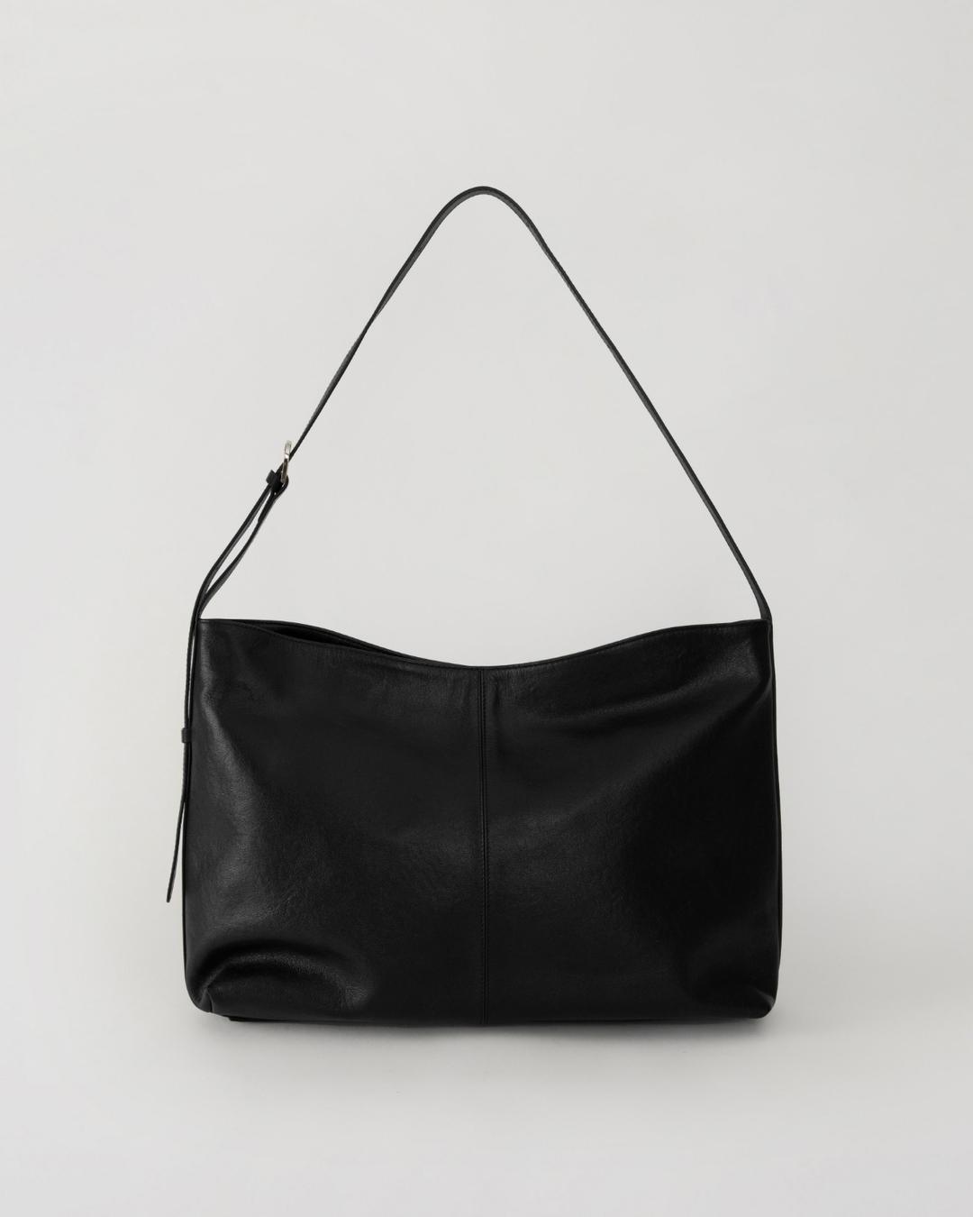 [실버 백 참 세트] Pamela 파멜라 스몰 레더 백 - black