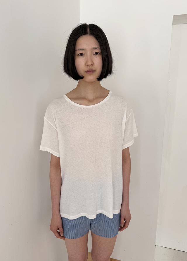 RAW BASIC TEE IN WHITE