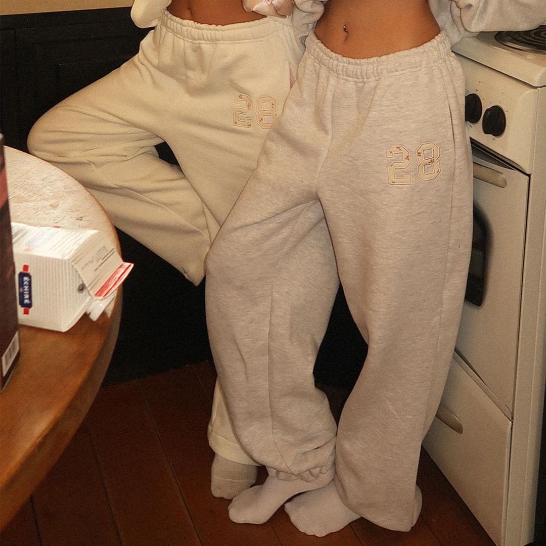 Cotton candy Winter Patch Sweatpants (2 Color)