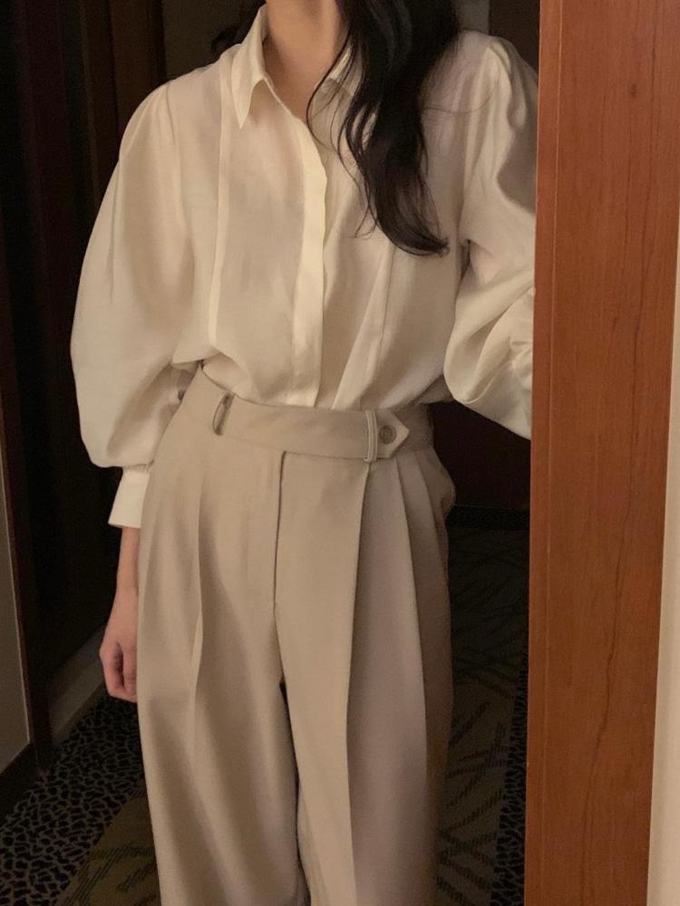 유이르무이 [300장 돌파] renouveau 르누보 안나 실키 퍼프 카라 블라우스 3color