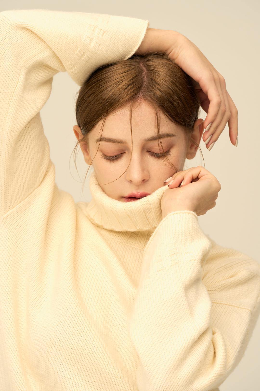 TURTLENECK KNITWEAR IVORY