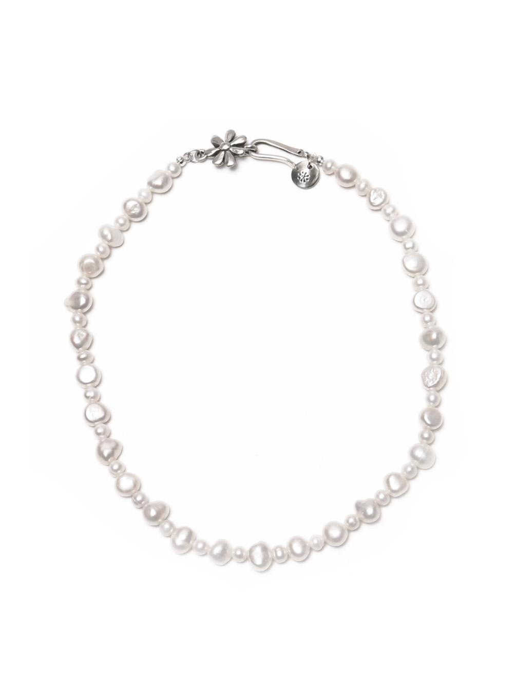 Pearl necklace - 001