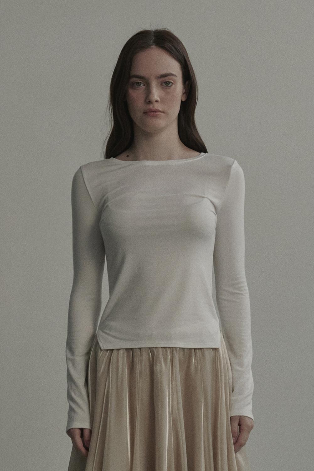 [2월 28일 예약발송] Mist Slit T-shirt-White