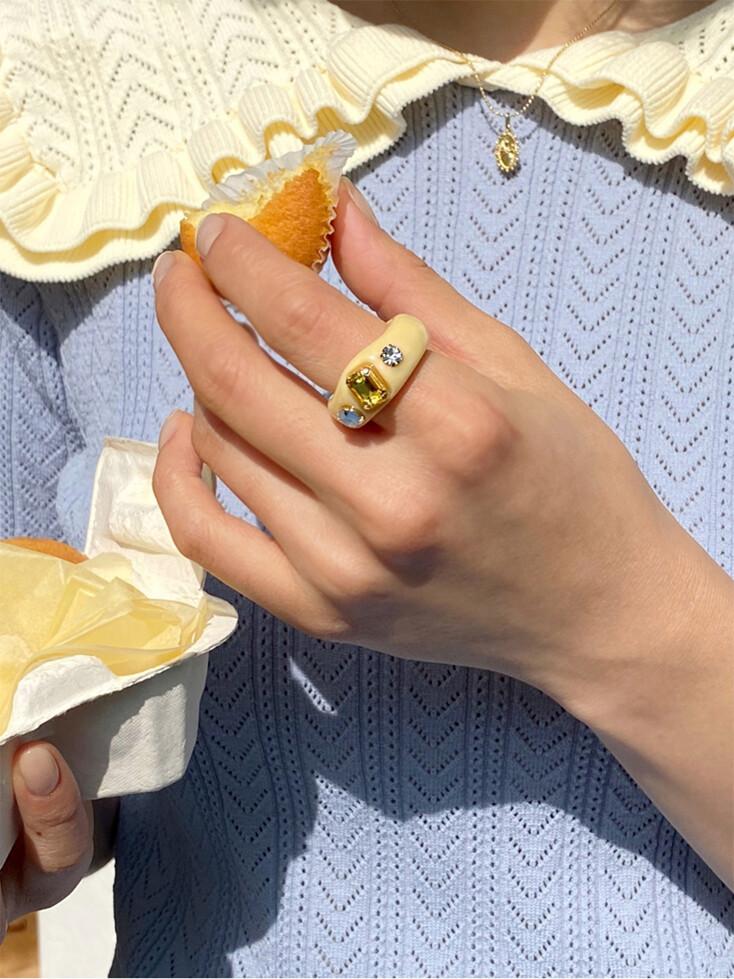 Pope ring, BONNIE BLUE