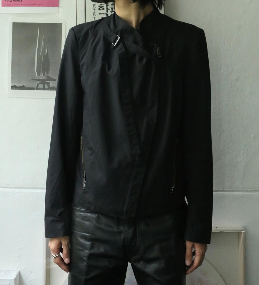 헬무트랭 블랙 비대칭 자켓 | 후루츠패밀리