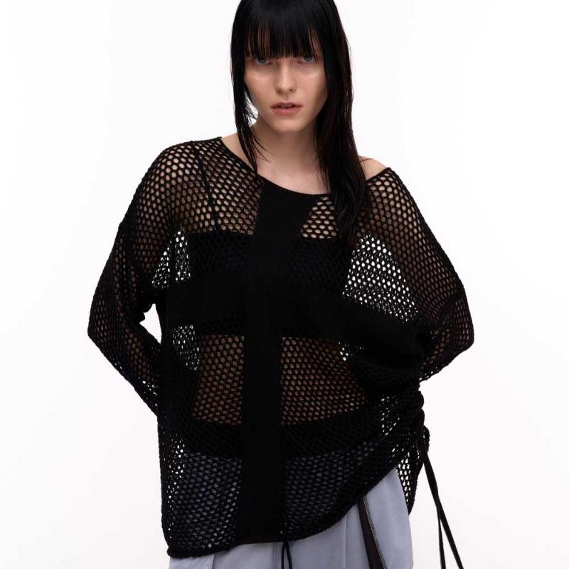 XCX CROCHET SWEATER (BLACK)