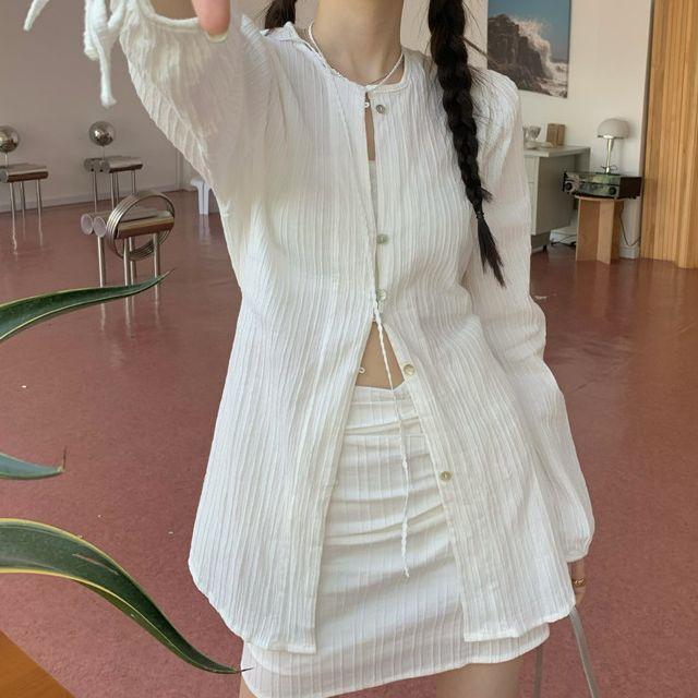 걸리시가든 라운드 블라우스 (S,M)