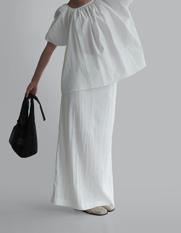 [by LAROOM] 썸머벨트롱스커트