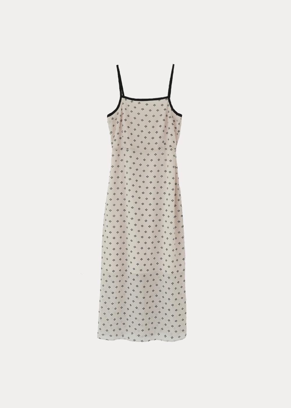 [6/9 배송예정] cube dress