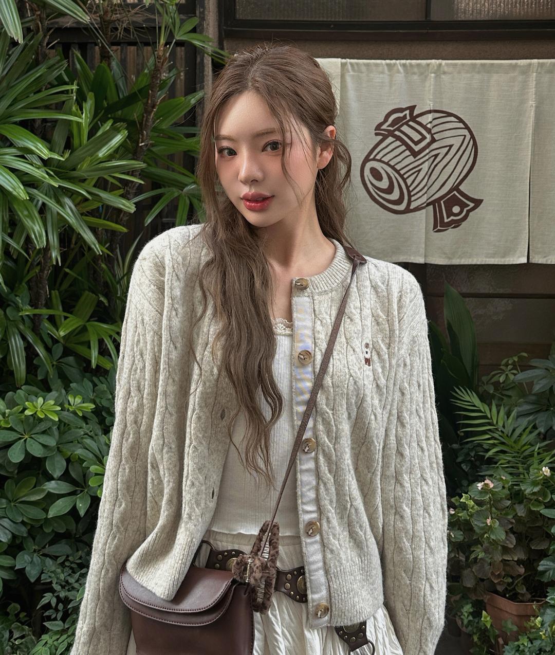 후아유 [한살차이 PICK/가을 가디건] 스티브 보카시 케이블 가디건 (F) / WHCKE4T23F