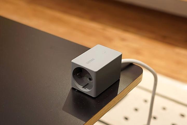 코드 포터블 컴팩트 멀티탭 + USB충전 2colors