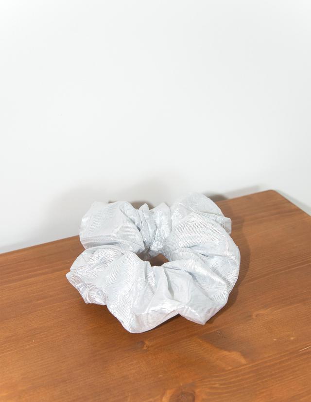[HAGO 단독] SILVER SCRUNCHIE