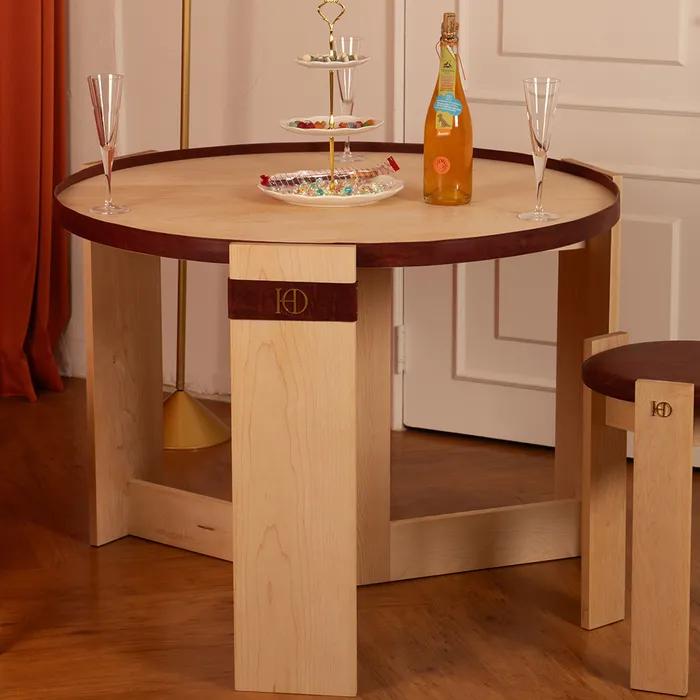 에퀼리브르 다이닝 테이블