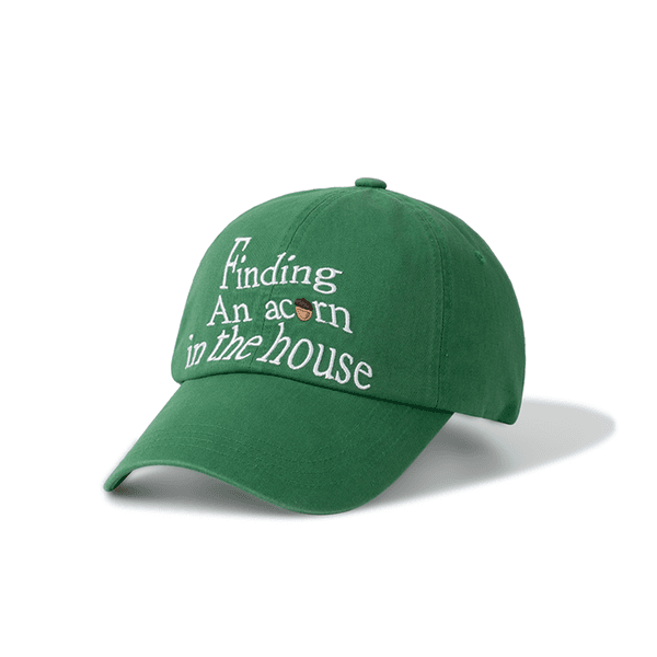 Finding an acorn cap [Green]