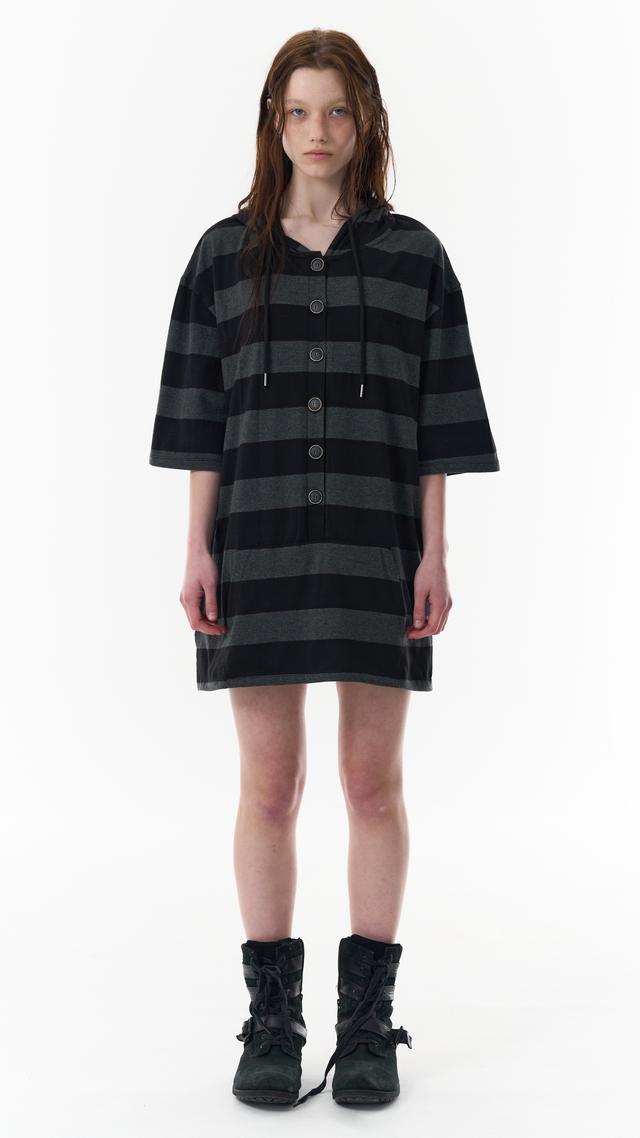 OVERSIZED STRIPE BUTTON T-SHIRT_BLACK
