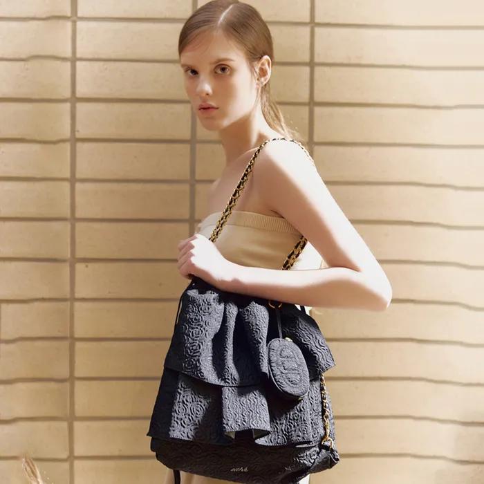 [FRILL] 블랙 체인 백팩 겸 숄더백 M AABA6E710BK