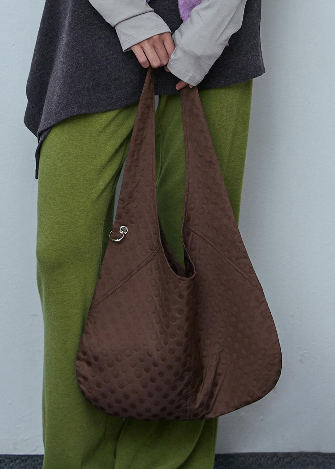 Dot Eyelet Shoulder Bag_Brown