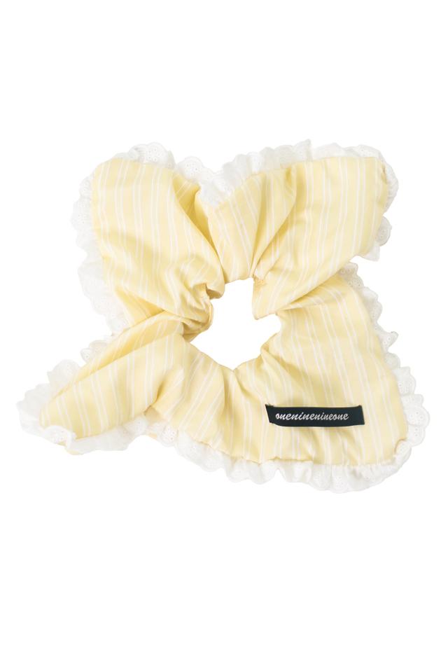 SQUARE LACE SCRUNCHIE_YELLOW STRIPE