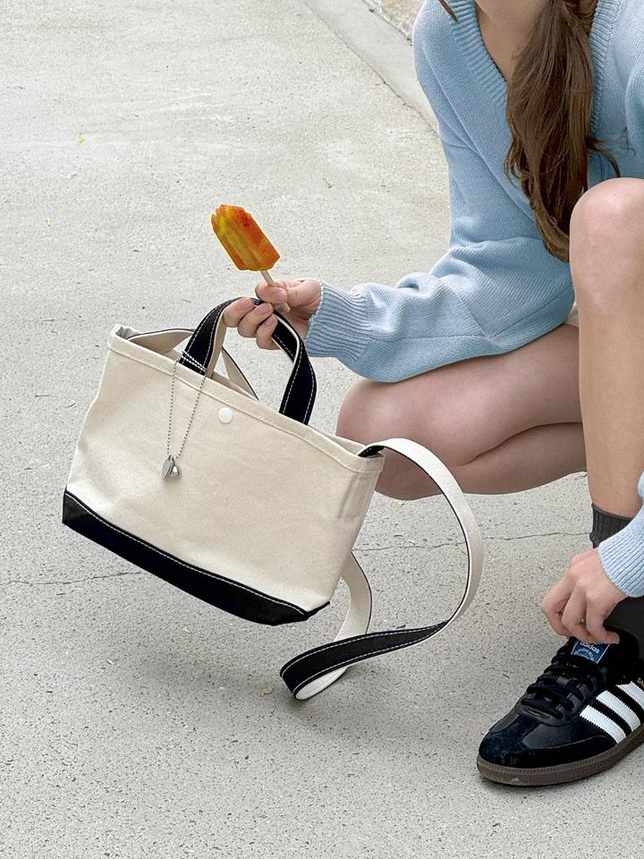 CLASSIC CROSSBODY BAG [BLACK]