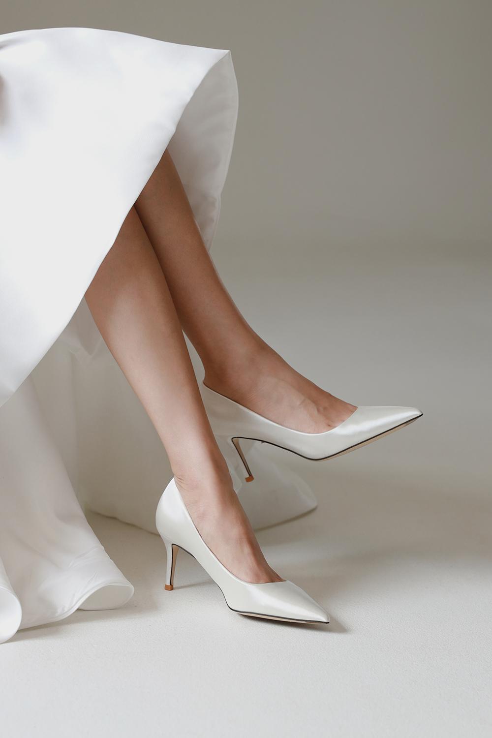 베네틱트 슬림 새틴힐 7cm SHC0222