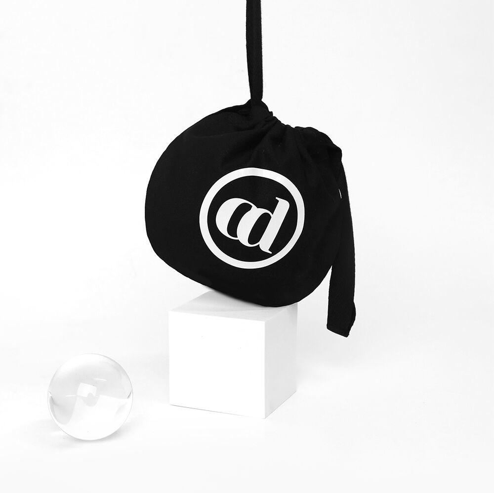 creador logo round string pouch
