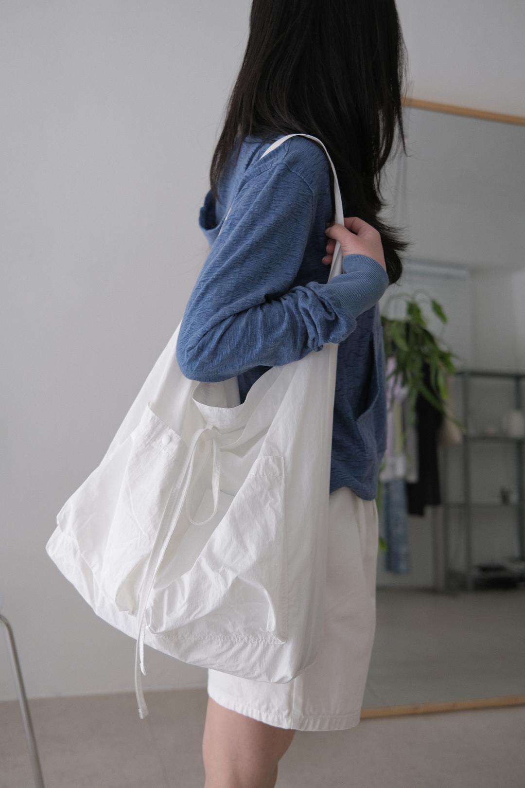 two pockets easy bag (white)