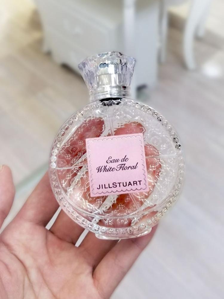 질 스튜어트 릴렉스 오드 화이트 플로럴 향수 50ml / JILL STUART Eau de White Floral 50ml