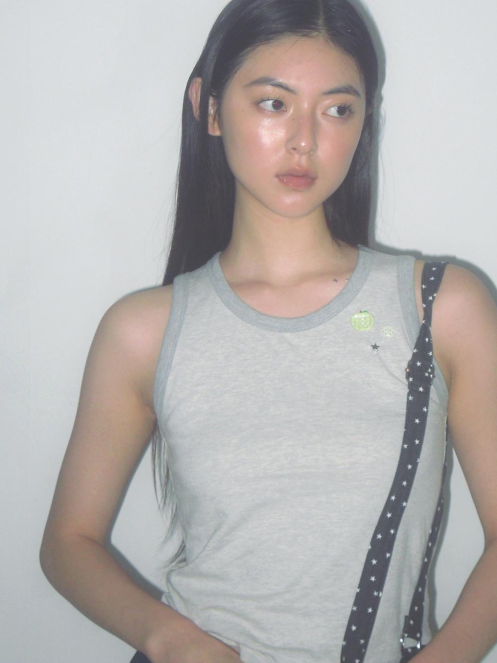 Bite Apple Sleeveless Gray