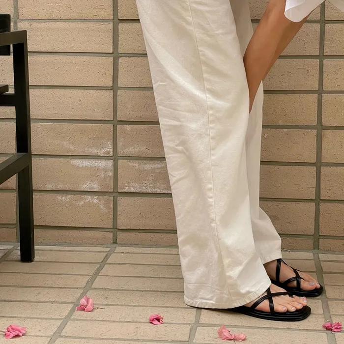 Nottle strap sandals